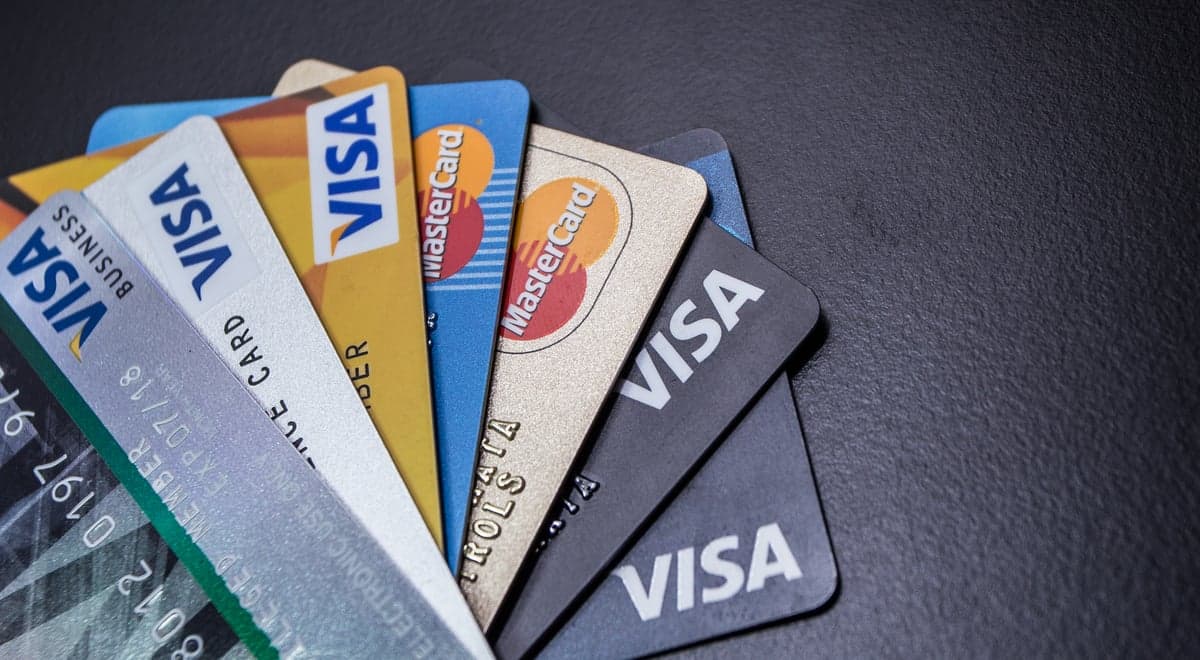 Market Sizing and Opportunity Assessment for Corporate Credit Cards Among SMEs