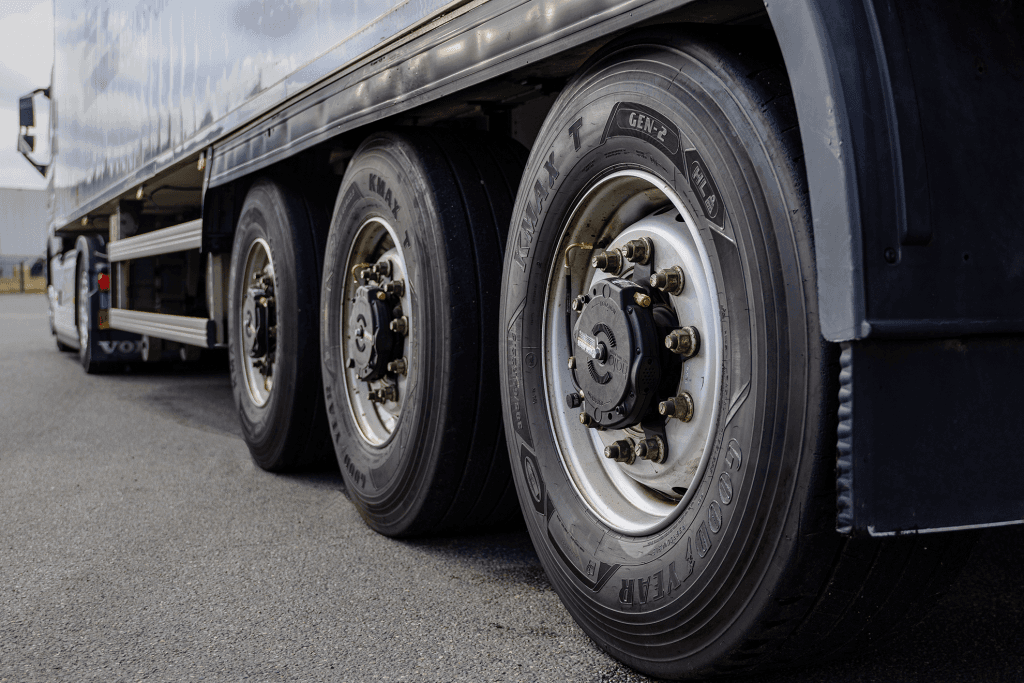 Market Sizing and Dealer Optimization for Truck and Bus Tyres